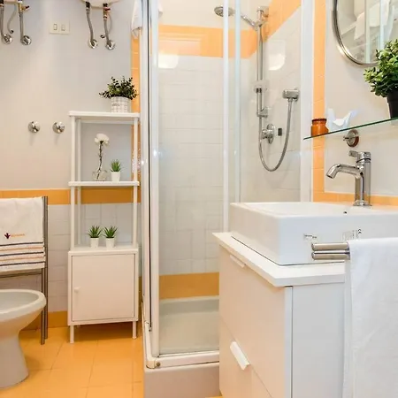 Hintown Zenale * Milan